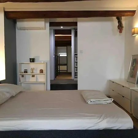 Apartment Flc -notre-dame 5 Min, Luxurious Loft 4 Rooms, 8 Guests- *