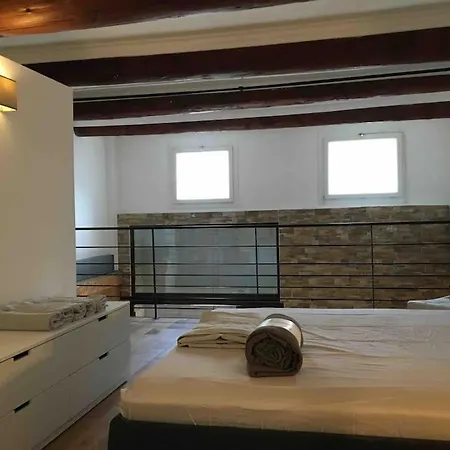 Flc -notre-dame 5 Min, Luxurious Loft 4 Rooms, 8 Guests-