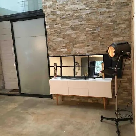 Flc -notre-dame 5 Min, Luxurious Loft 4 Rooms, 8 Guests- Apartment