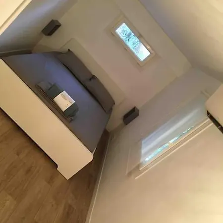 Flc -notre-dame 5 Min, Luxurious Loft 4 Rooms, 8 Guests- Apartment Marseille